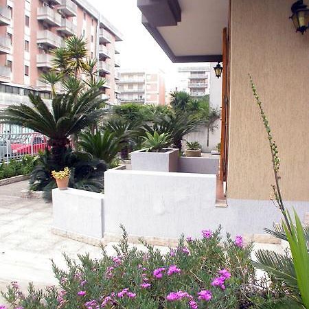 B&B Al Giardino Lecce Kamer foto